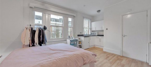 8 غرف نوم منزل في London, United Kingdom رقم 7430 8