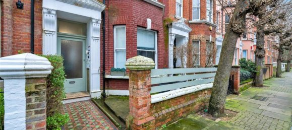 8 غرف نوم منزل في London, United Kingdom رقم 7430 9