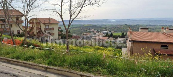 Terrain à Città Sant'Angelo, Italy 2040m² No. 343619 7