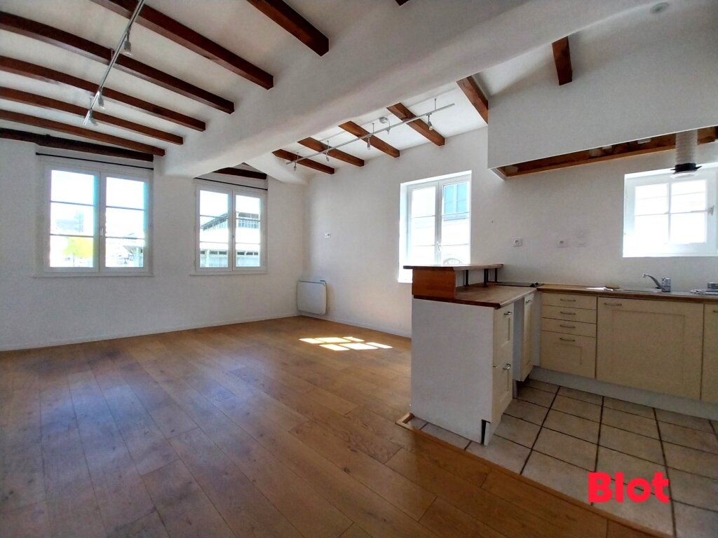 Apartamento de 2 dormitorios en Rennes, France No. 206058