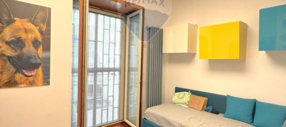 3 Schlafzimmer Wohnung in Naples, Italy, Nr. 266187 22