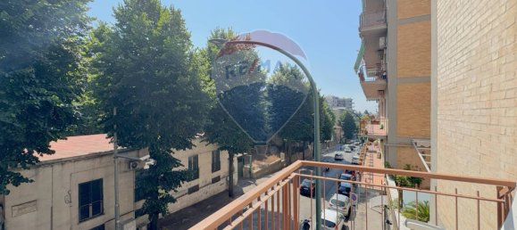 3 Schlafzimmer Wohnung in Naples, Italy, Nr. 266187 14