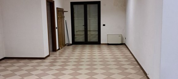 5 rooms Apartment in Pozzolengo, Italy No. 2546 6