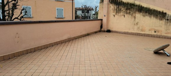5 rooms Apartment in Pozzolengo, Italy No. 2546 12