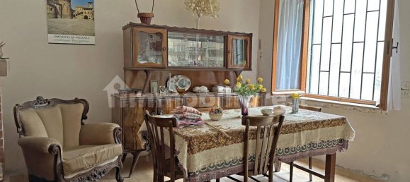 2 bedrooms House in Morfasso, Italy No. 20132 5