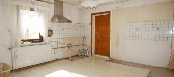 Casa de 5 dormitorios en Sommerda, Germany No. 276648 4