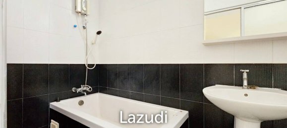 6 bedrooms Commercial property in Pattaya, Thailand No. 15810 10