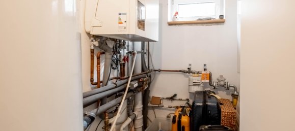 214m² Office in Duchy of Lauenburg, Germany No. 79306 8