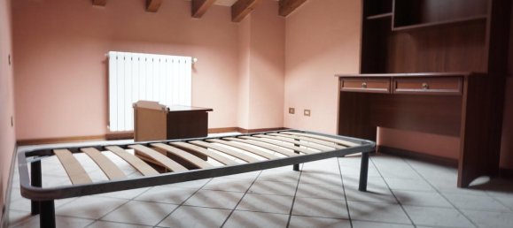 4 rooms Apartment in Parma, Italy No. 238265 30