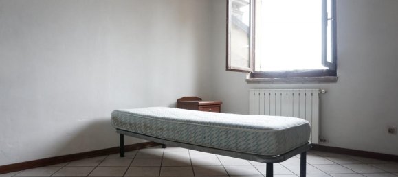 4 rooms Apartment in Parma, Italy No. 238265 20