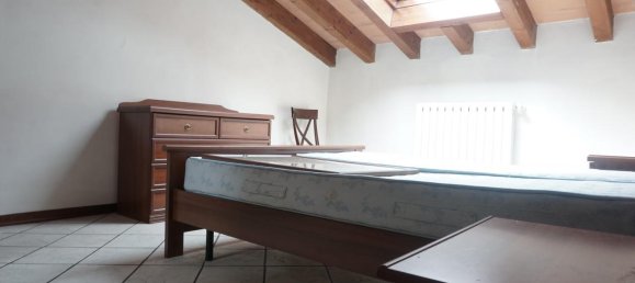 4 rooms Apartment in Parma, Italy No. 238265 2