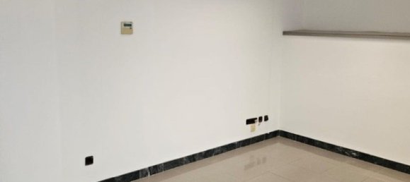 210m² Commercial property in Caceres, Spain No. 179688 14