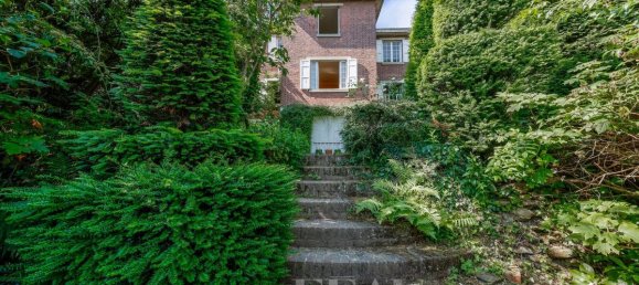 6 chambres Maison à Garches, France No. 185730 16