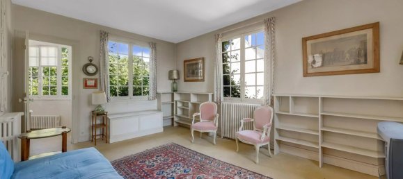 6 chambres Maison à Garches, France No. 185730 10