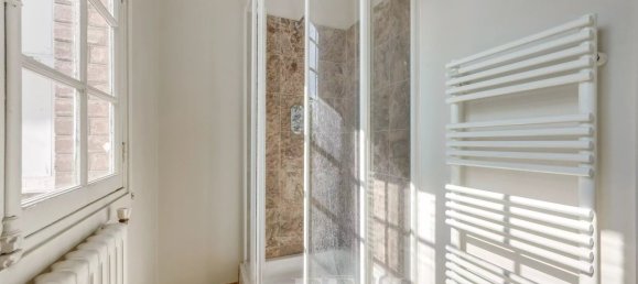 6 chambres Maison à Garches, France No. 185730 14