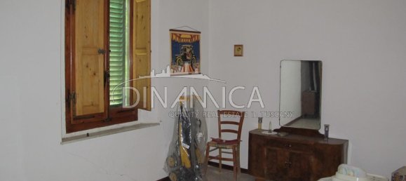 4 rooms House in Montaione, Italy No. 232815 9