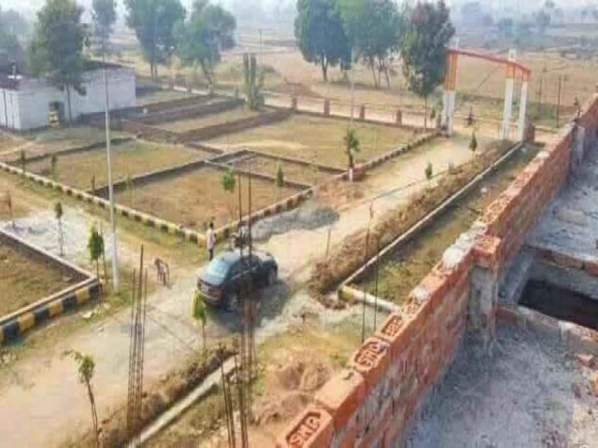  Land in Lucknow, India No. 29912