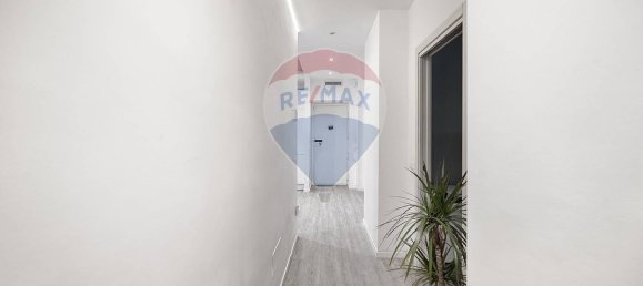 2 bedrooms Apartment in Sesto San Giovanni, Italy No. 323733 15