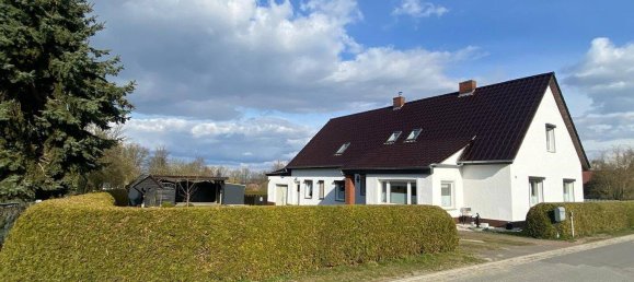 Таунхаус с 7 комнатами в Мекленбургское Поозёрье, Германия № 150968 3