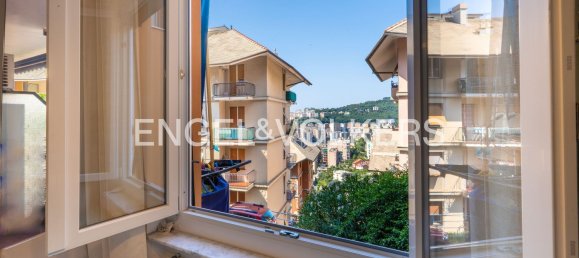 4 bedrooms Apartment in Genoa, Italy No. 328513 2