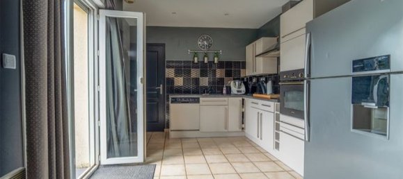 4 bedrooms House in Toul, France No. 315549 4