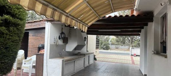 4 bedrooms House in Ypsonas, Cyprus No. 15048 10