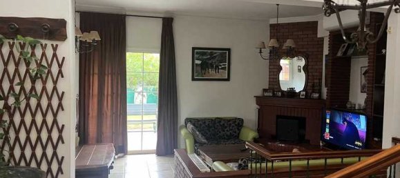 4 bedrooms House in Ypsonas, Cyprus No. 15048 11