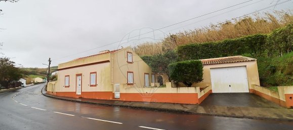 2 bedrooms House in Ponta Delgada, Portugal No. 44523 2