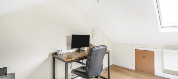 3 Schlafzimmer Haus in Egham, United Kingdom, Nr. 8638 32