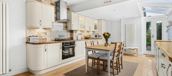 3 Schlafzimmer Haus in Egham, United Kingdom, Nr. 8638 7