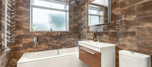 3 Schlafzimmer Haus in Egham, United Kingdom, Nr. 8638 34