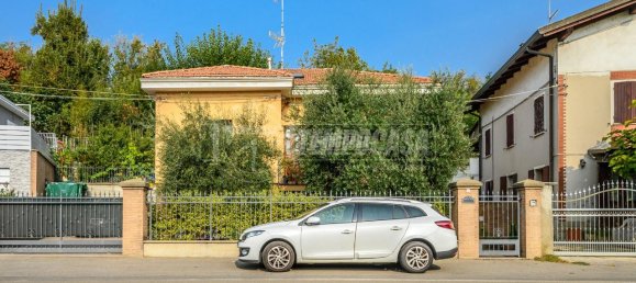 3 rooms Villa in Casalgrande, Italy No. 83101 21