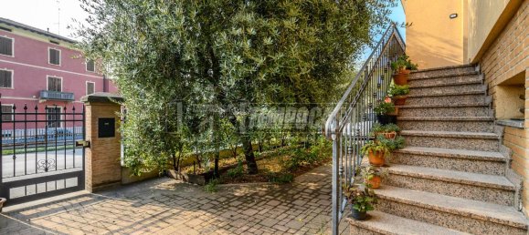 3 rooms Villa in Casalgrande, Italy No. 83101 4
