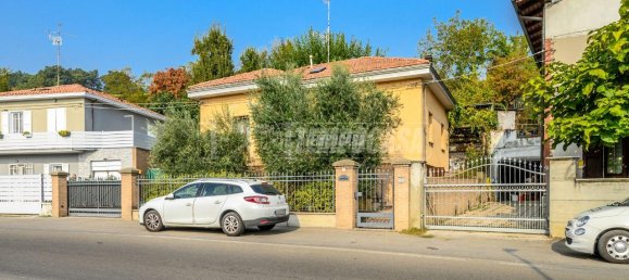 3 rooms Villa in Casalgrande, Italy No. 83101 22