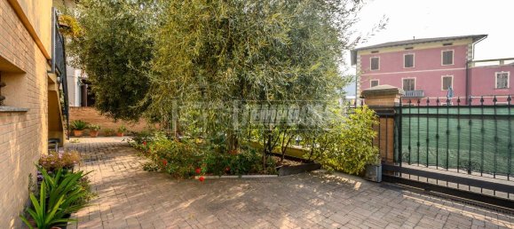 3 rooms Villa in Casalgrande, Italy No. 83101 20