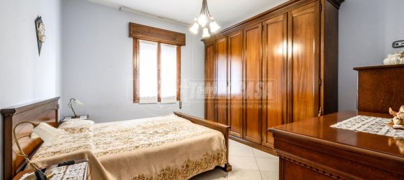 3 rooms Villa in Casalgrande, Italy No. 83101 10