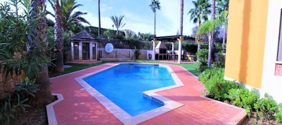 4 bedrooms Villa in Guia, Portugal No. 131004 13