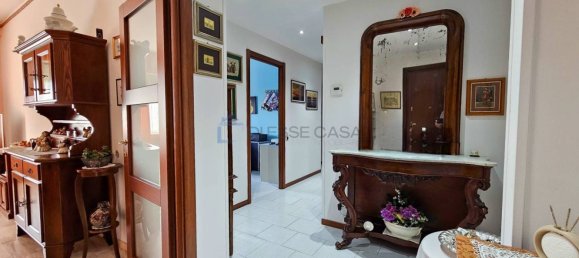 Apartamento de 2 dormitorios en Limbiate, Italy No. 344388 27