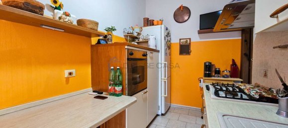 Apartamento de 2 dormitorios en Limbiate, Italy No. 344388 16