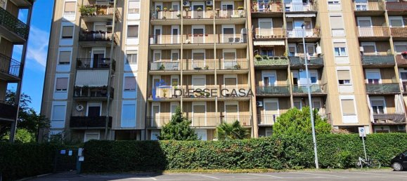Apartamento de 2 dormitorios en Limbiate, Italy No. 344388 34
