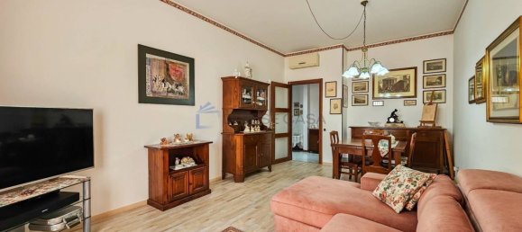 Apartamento de 2 dormitorios en Limbiate, Italy No. 344388 10