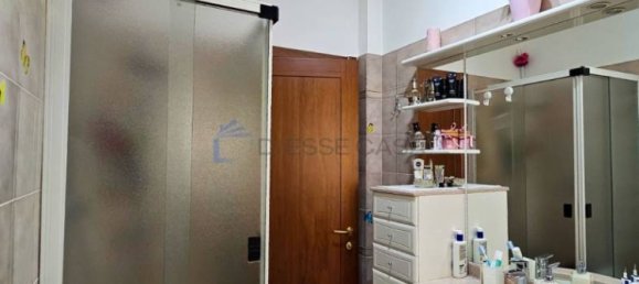 Apartamento de 2 dormitorios en Limbiate, Italy No. 344388 32