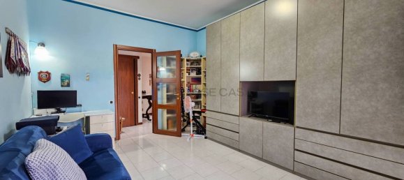 Apartamento de 2 dormitorios en Limbiate, Italy No. 344388 24