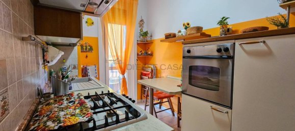 Apartamento de 2 dormitorios en Limbiate, Italy No. 344388 12