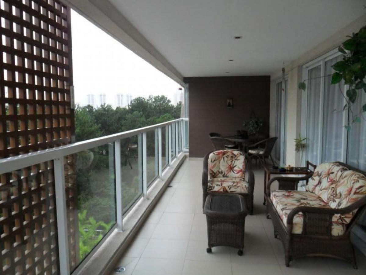 Apartamento de 3 dormitorios en Sao Paulo, Brazil No. 486176