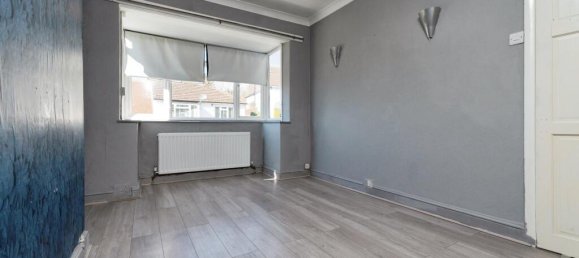 2 bedrooms Bungalow in Kenley, United Kingdom No. 8040 10