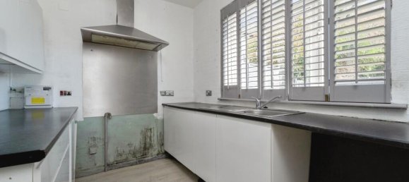 2 bedrooms Bungalow in Kenley, United Kingdom No. 8040 13