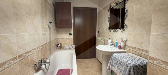 3 rooms Apartment in Avezzano, Italy No. 17852 22