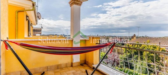 Дом с 5 комнатами в Помеция, Италия № 36784 20