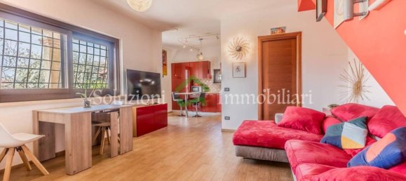 Дом с 5 комнатами в Помеция, Италия № 36784 31